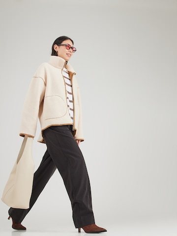 Monki Флисовая куртка в Бежевый