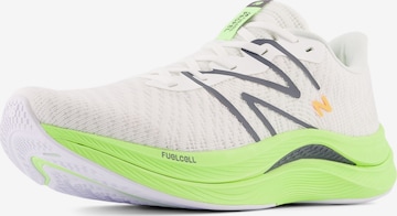 new balance Laufschuh ' FuelCell Propel v4' in Weiß: predná strana