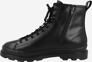 Boots stringati di CAMPER in nero