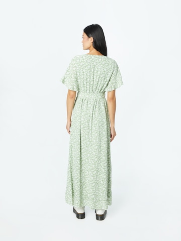 SISTERS POINT Dress 'GUSH' in Green