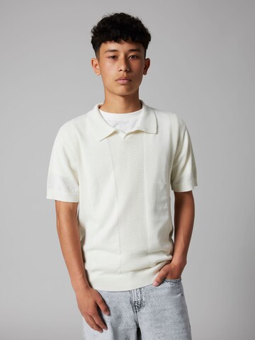 Pullover di LMTD in bianco: frontale