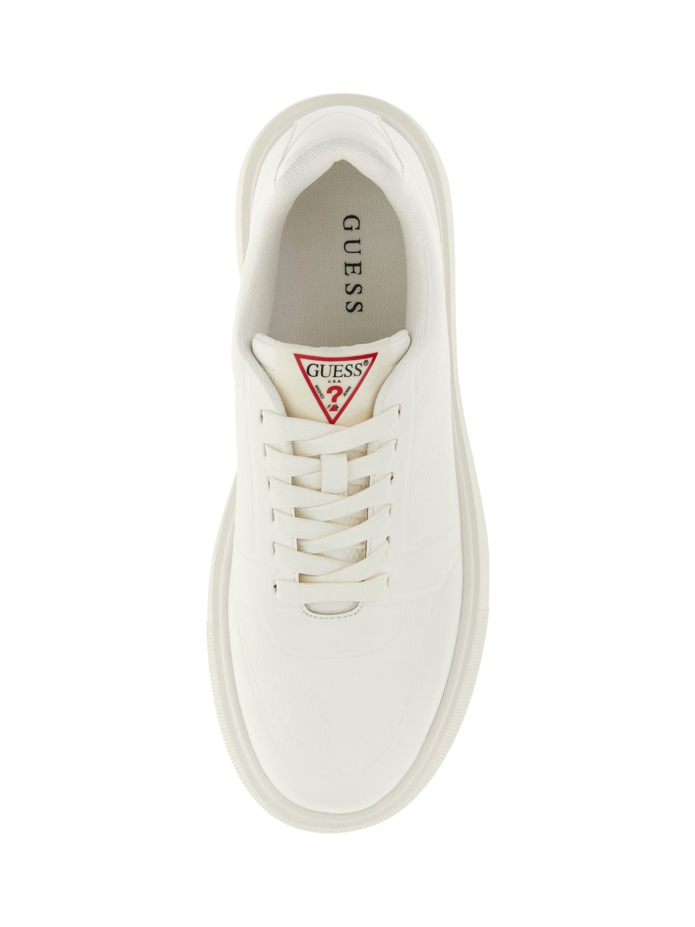 GUESS Matalavartiset tennarit 'PLEZIA' värissä valkoinen