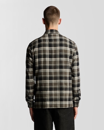 Coupe regular Chemise Lyle & Scott en noir