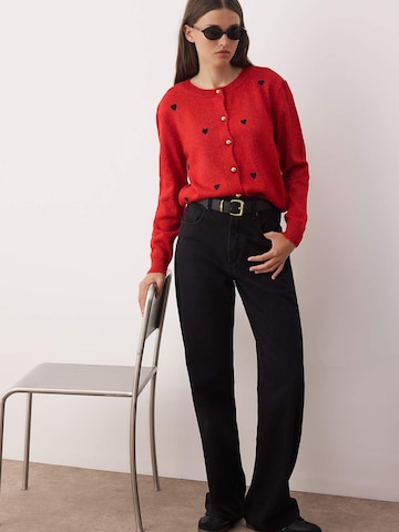 Trendyol Strickjacke in Rot