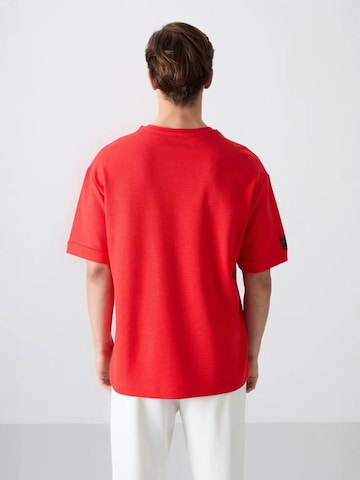 Tommy Life Shirt in Red