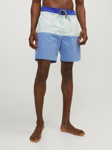 JACK & JONES Zwemshorts in Blauw: voorkant