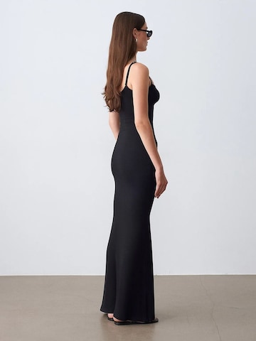 Dilvin - Vestido em preto