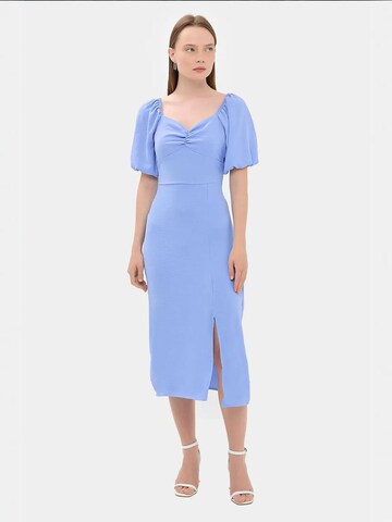 Hiccup Jurk in Blauw: voorkant