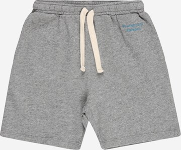 KNOT Regular Shorts 'Kingdom' in Grau: predná strana