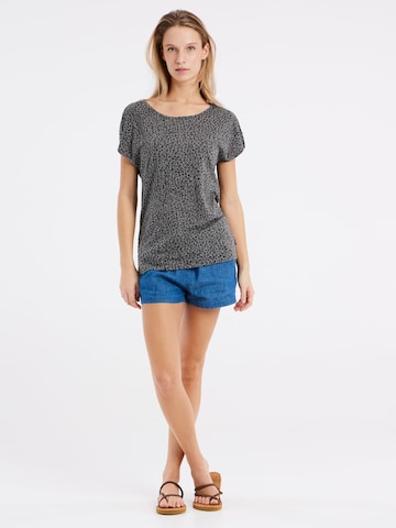 PROTEST Shirt 'PRTMEGAN' in Schwarz