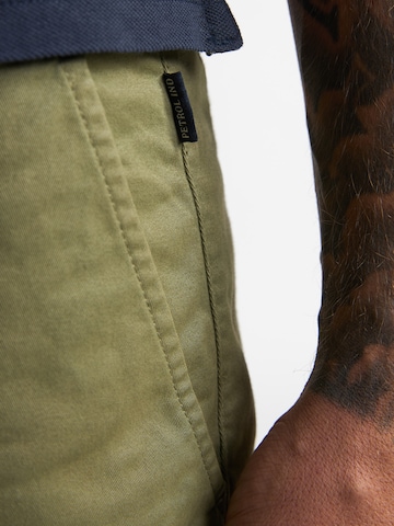 Regular Pantaloni eleganți de la Petrol Industries pe verde