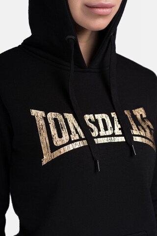 LONSDALE Sweatshirt 'Beauly' in Schwarz