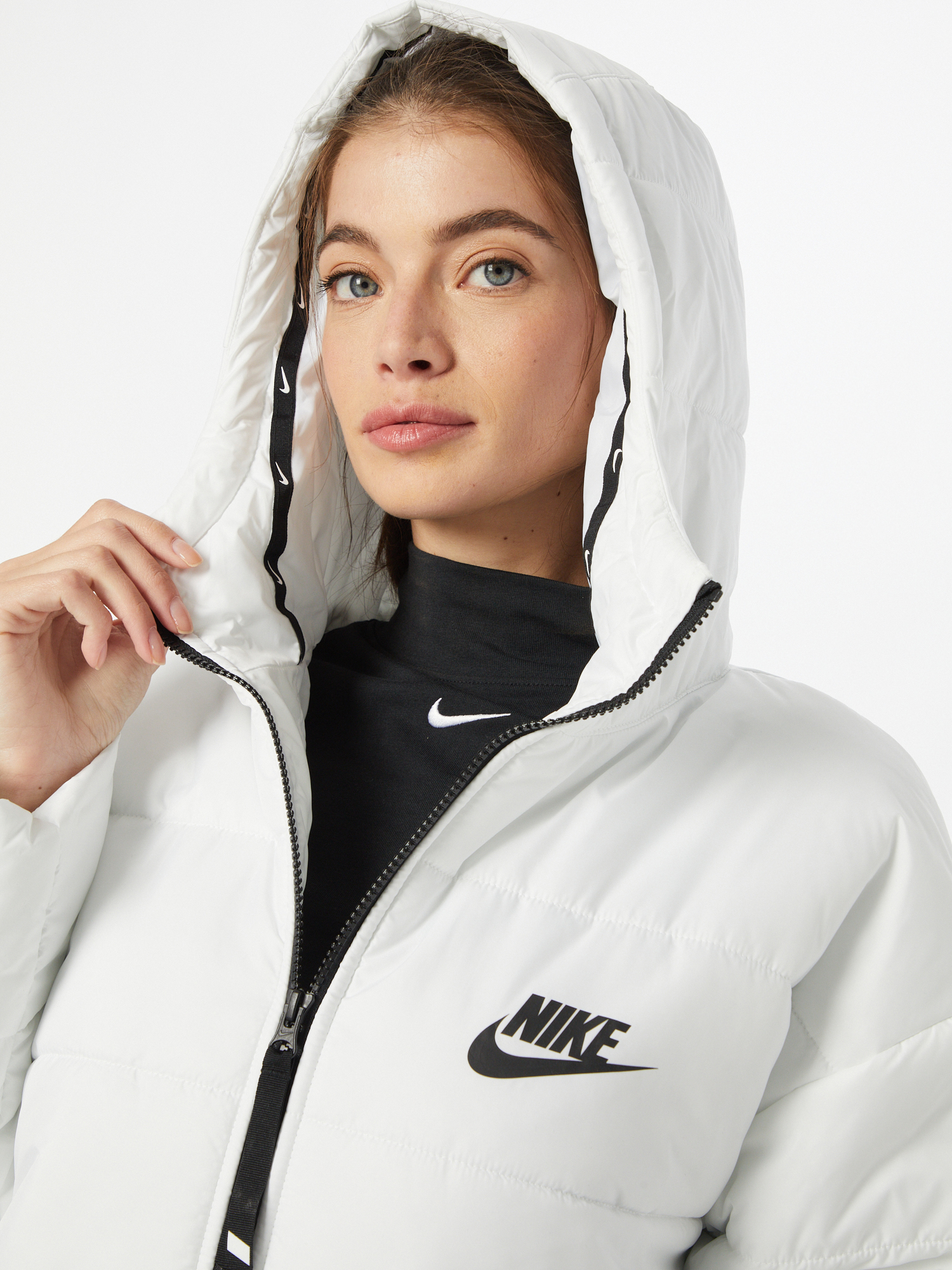 Nike Sportswear Winterparka in Weiß 