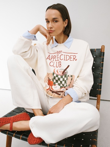 Next Sweatshirt 'Autumnal Apple Cider' in Beige
