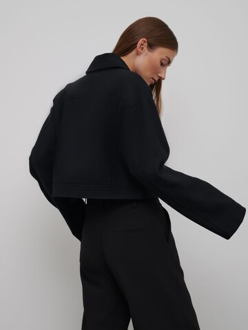 RÆRE by Lorena Rae Between-Season Jacket 'Christin' in Black