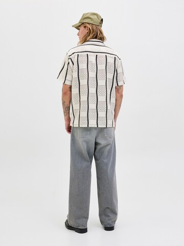 JACK & JONES Comfort Fit Риза 'JORDia' в бяло