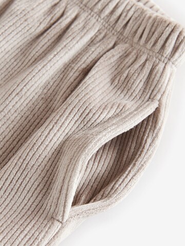 regular Pantaloni di Next in beige