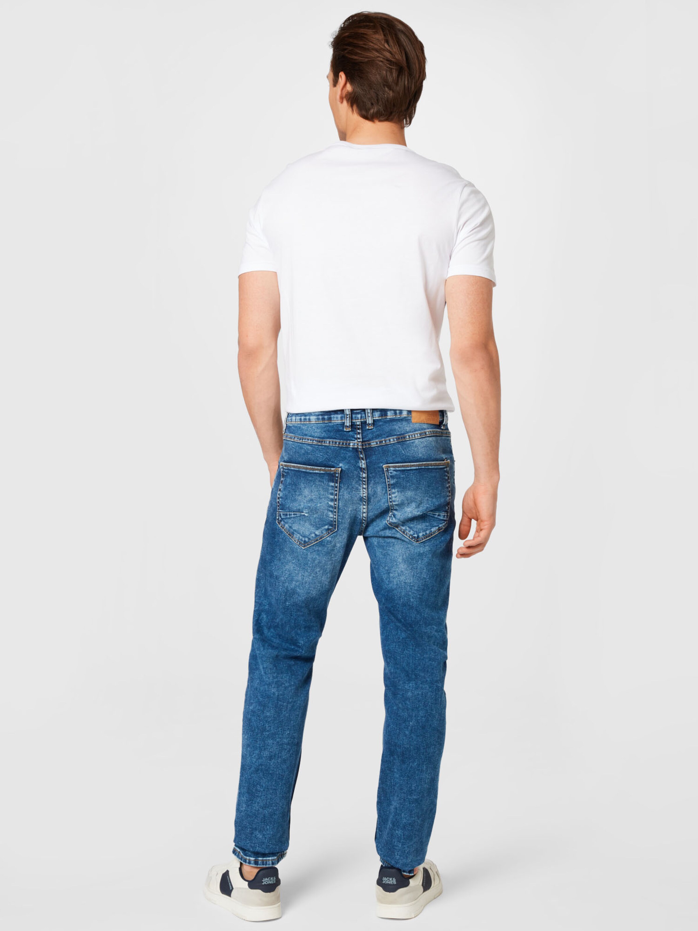 Männer Jeans  Solid Jeans in Blau - CU11383