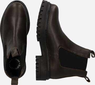 Ca'Shott Chelsea boots in Bruin