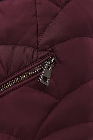Finn Flare Steppjacke in Rot