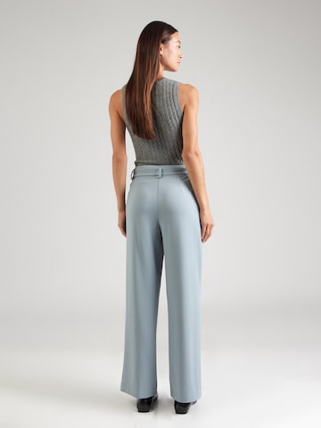 ONLY - Pierna ancha Pantalón plisado 'ONLEVI' en azul