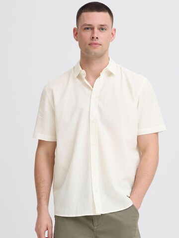 BLEND Comfort fit Button Up Shirt 'BHAvan' in White: front