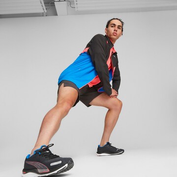 PUMA - Casaco de treino em preto