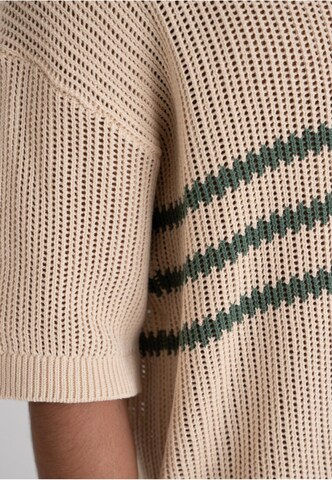 Prohibited Pullover 'Resort' in Beige