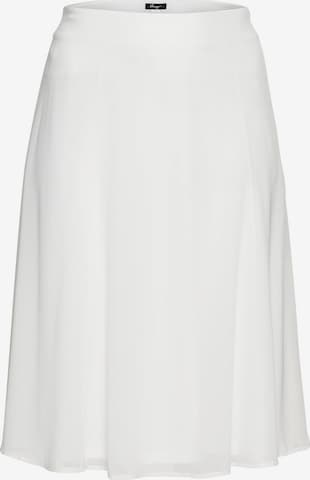 SHEEGO Skirt in White: front