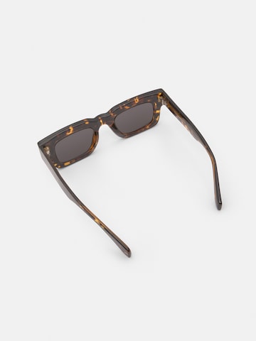 Pull&Bear Napszemüveg - barna
