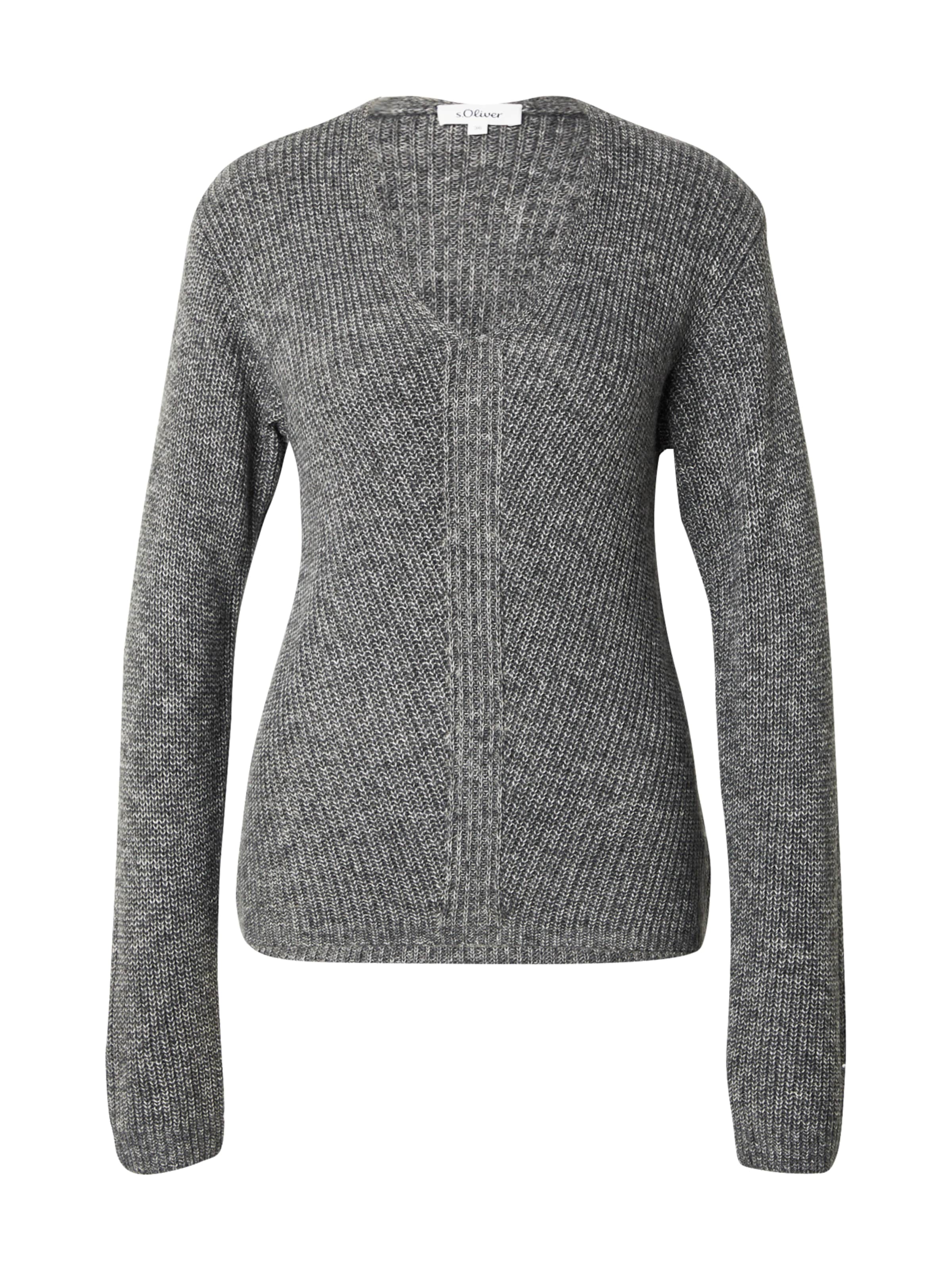 s.Oliver Trui in Grijs: voorkant