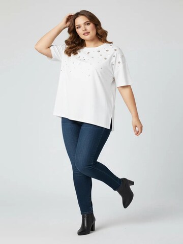 Shape Of You Shirt in Wit