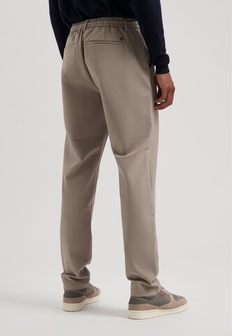 Effilé Pantalon chino 'Logan' Dstrezzed en beige