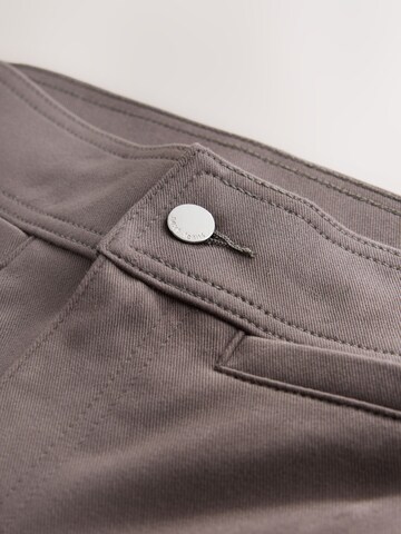 Next Flared Jeggings in Bruin