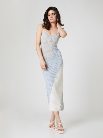 LENI KLUM x ABOUT YOU Knitted dress 'Simona' in Grey: front