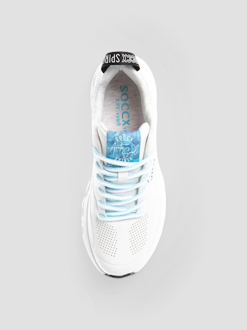 Soccx Sneaker mit Linienprägung in Weiß
