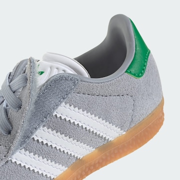 ADIDAS ORIGINALS Tenisky 'Gazelle' - Sivá