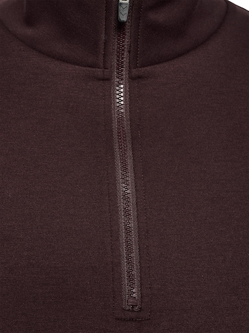 Hummel Sport szabadidős felsők - barna