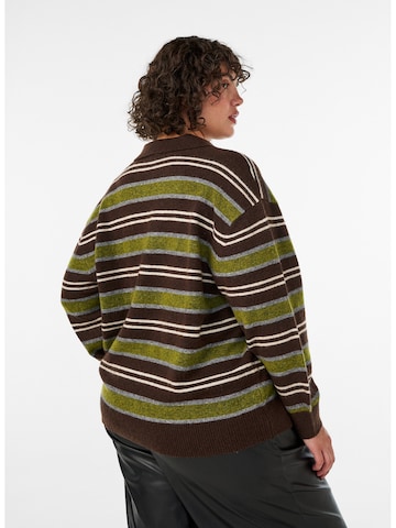 Zizzi Sweter w kolorze brązowy