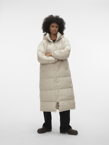 VERO MODA Wintermantel 'Klea' in Beige