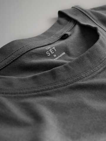 The Set Shirt in Grey