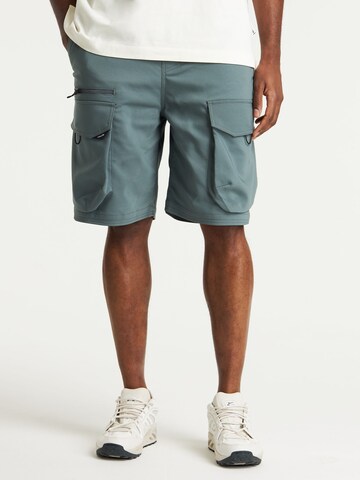 CHASIN' Regular Trousers 'Rift.S Flow' in Green: front