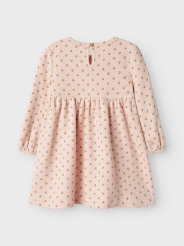 NAME IT - Vestido en rosa