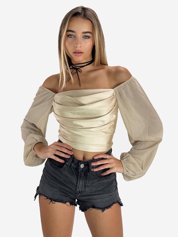 Chemisier Elara en beige : devant