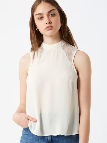 VERO MODA Top in Beige: front