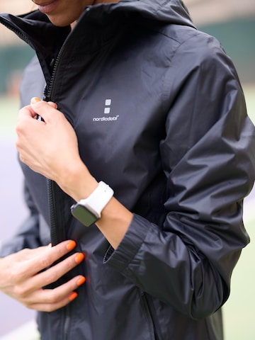 Gilet sportivo 'Windbreaker' di nordicdots in nero