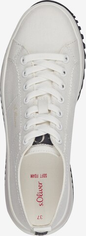 Sneaker low de la s.Oliver pe alb