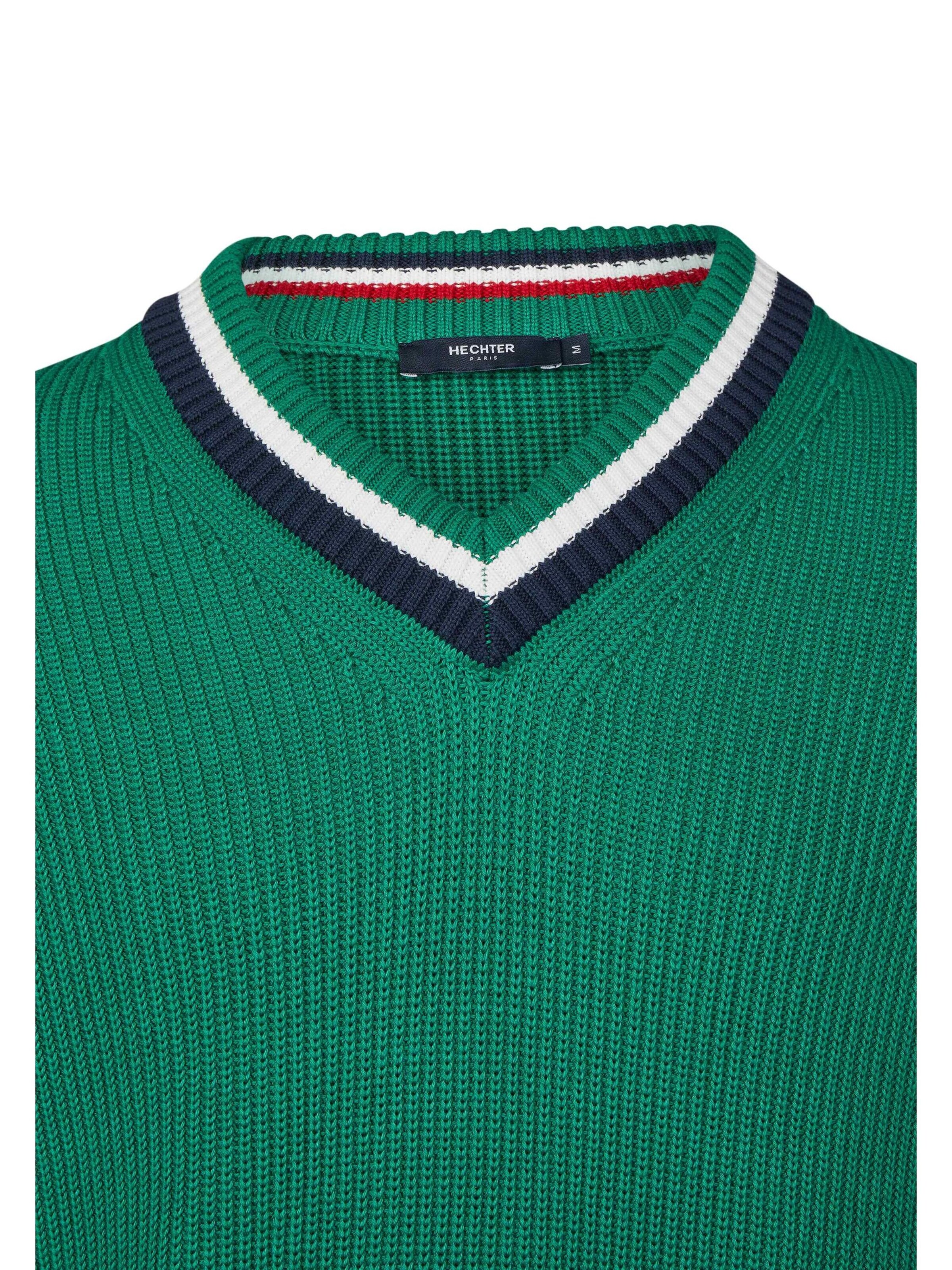 HECHTER PARIS Sweater in Green