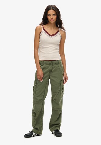 Superdry Regular Cargohose in Grün
