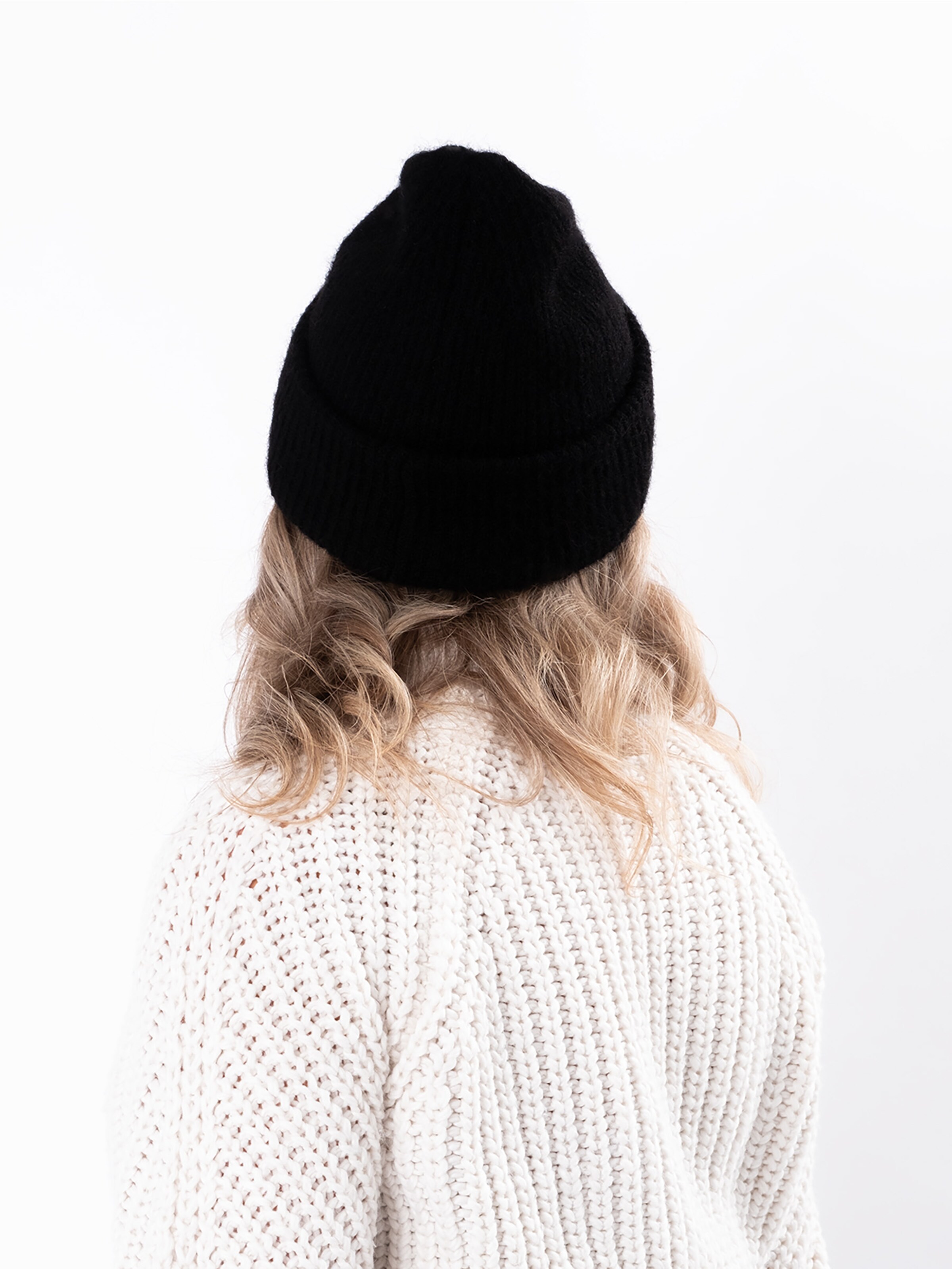 Occulto Beanie 'Emma' in Black